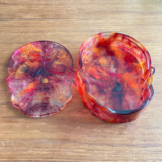 Boîte tête de mort